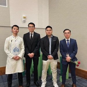 Meet your Posher, Robert